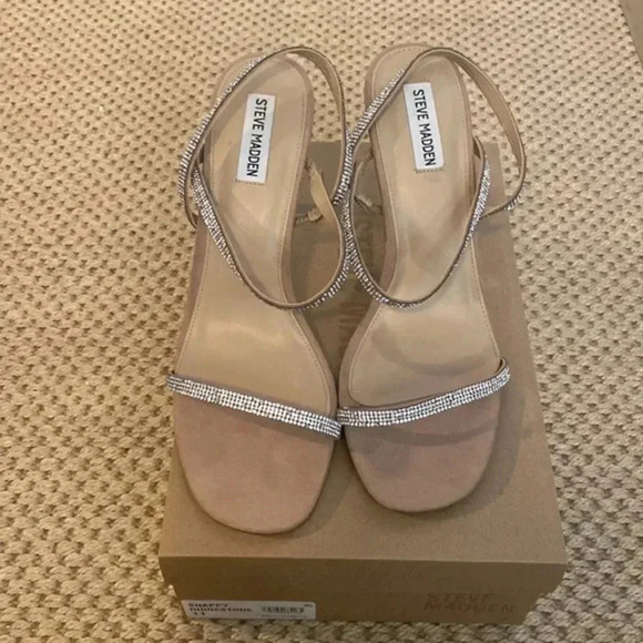 Steve Madden rhinestone strappy evening sandal w/clear 4in heel‎ —size 11 - Picture 2 of 4